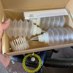 Pampered Chef Decorating Bottle Set NIB